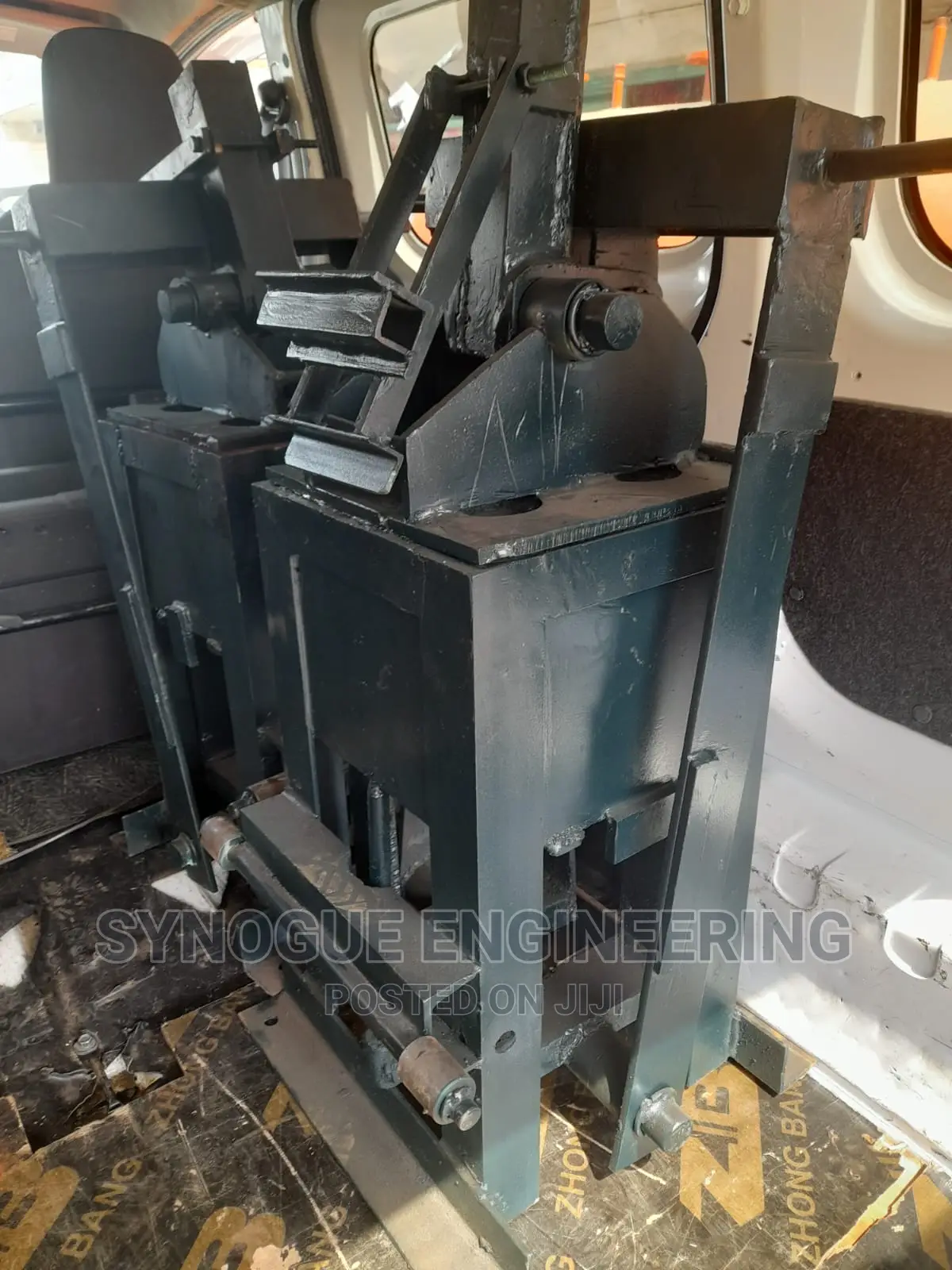 Solid Interlocking Machine