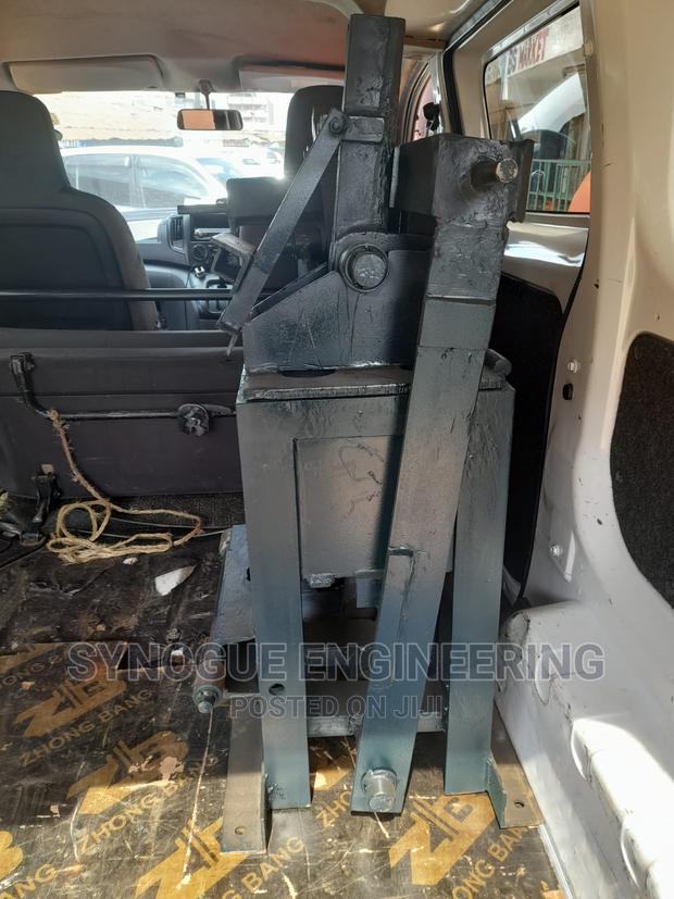 Solid Interlocking Machine - thumbnail 3