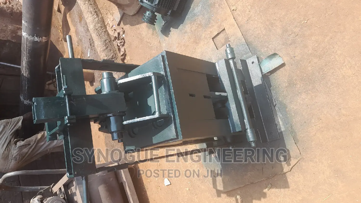 Solid Interlocking Machine