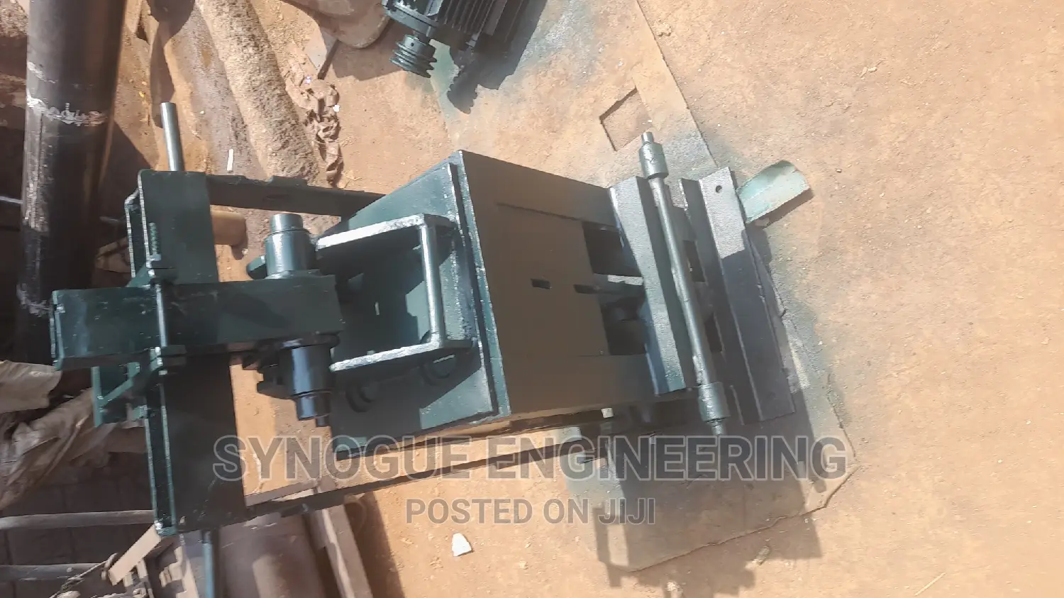 Solid Interlocking Machine