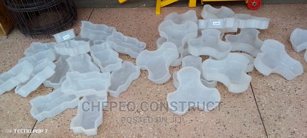 Strong Durable Cabro Mold