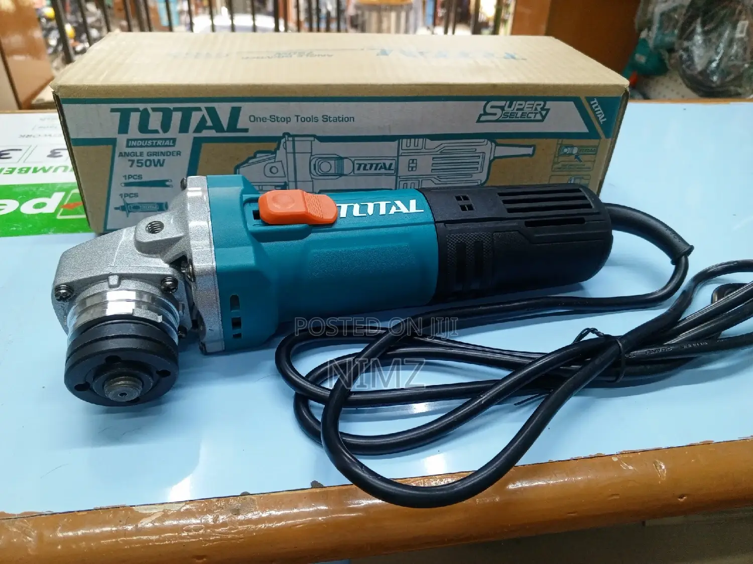 Total Angle Grinder 750w