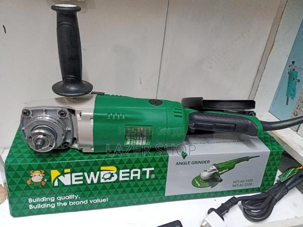 2200w Newbeat Grinder 9" - main view