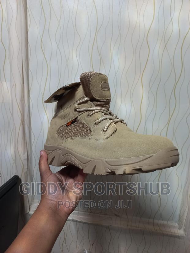 Hiking Boots  or Shoes - thumbnail 4