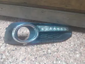 Legaacy BR 9,Fog Light Cover With Indicator