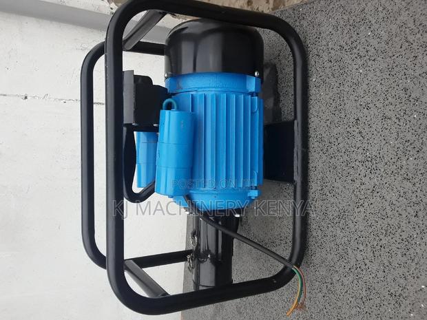 Internal Concrete Vibrator - thumbnail 2