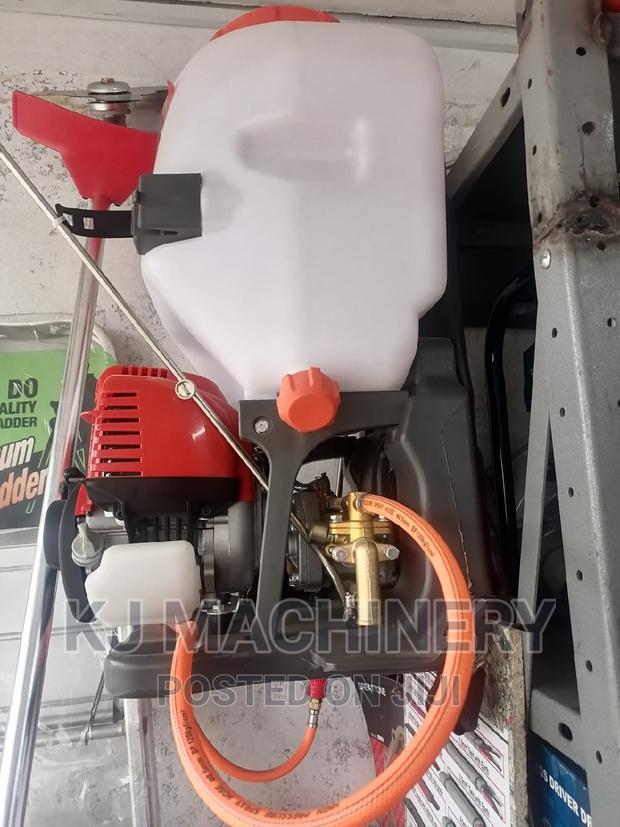 Knapsack Power Sprayer-25litres-Quality Brand - thumbnail 3