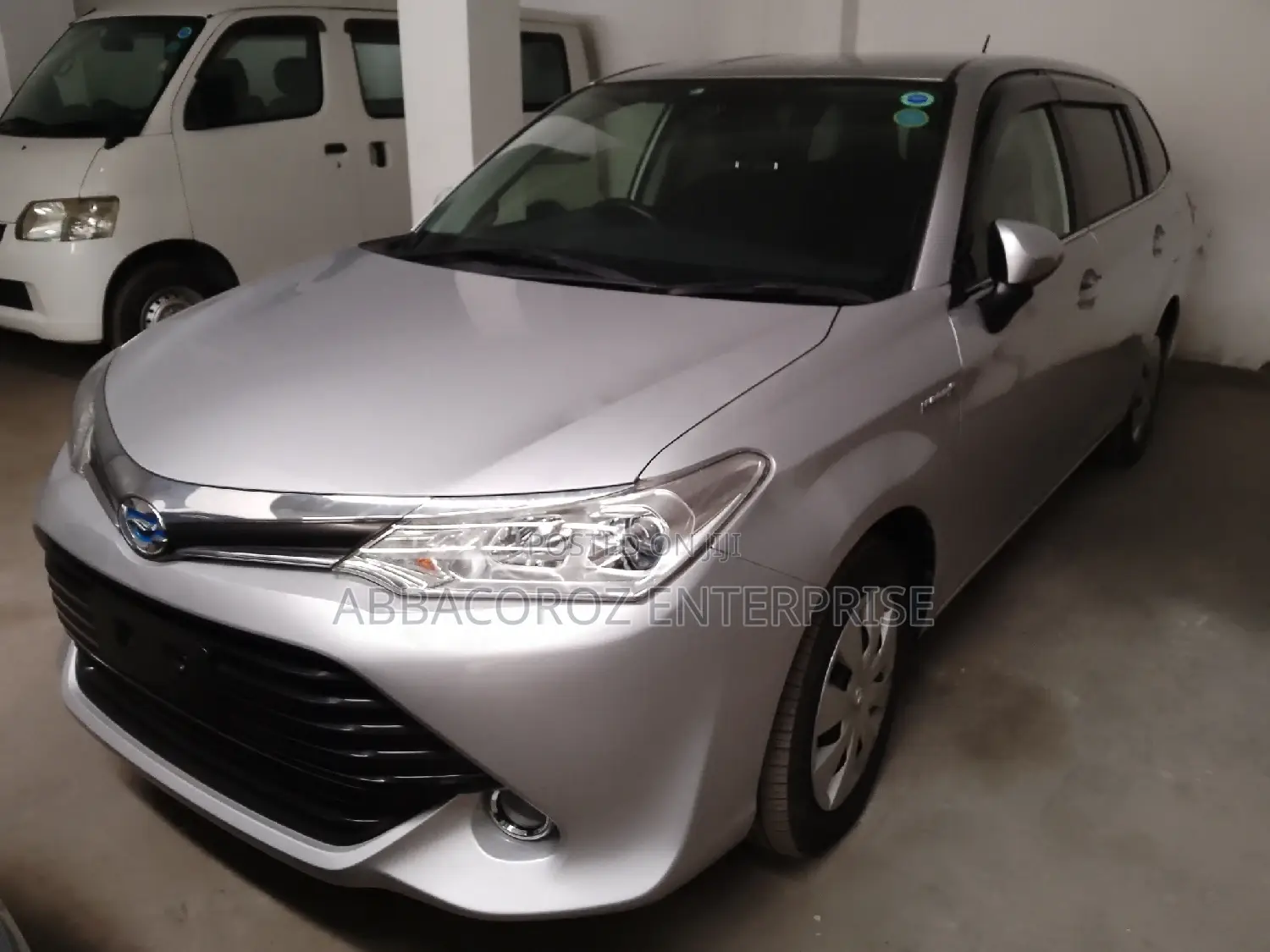 Toyota Corolla Fielder 2016 Silver