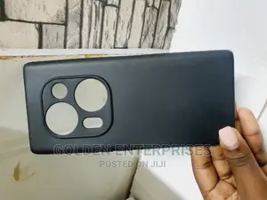 Phantom X2 Black Back Cover