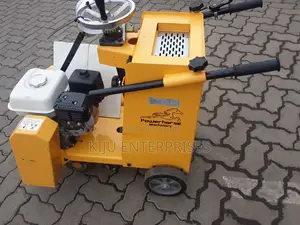 Concrete Cutter and the Blade