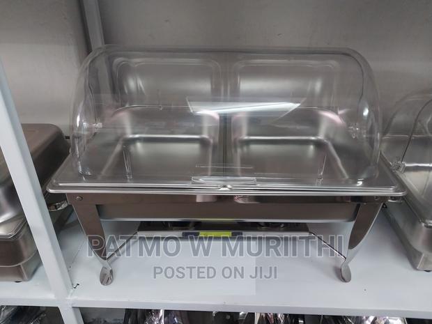 Chafing Dish With Folding Legs and Plastic Cover 9L - main view