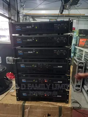 QSC RMX 2450 Power Amplifier