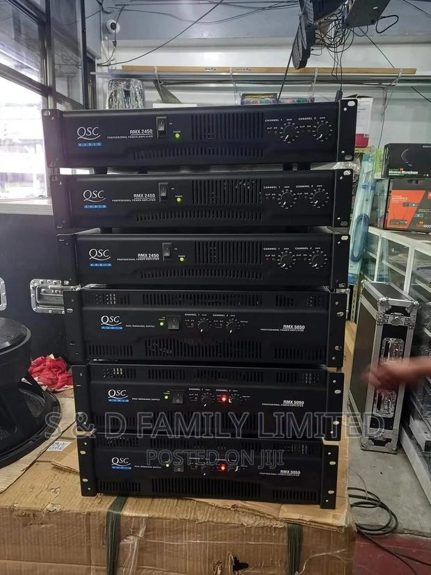 QSC RMX 2450 Power Amplifier - main view