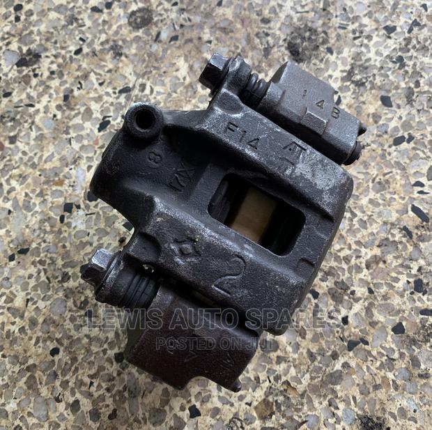 Prado 120, 150 VX Rear Calliper - thumbnail 3