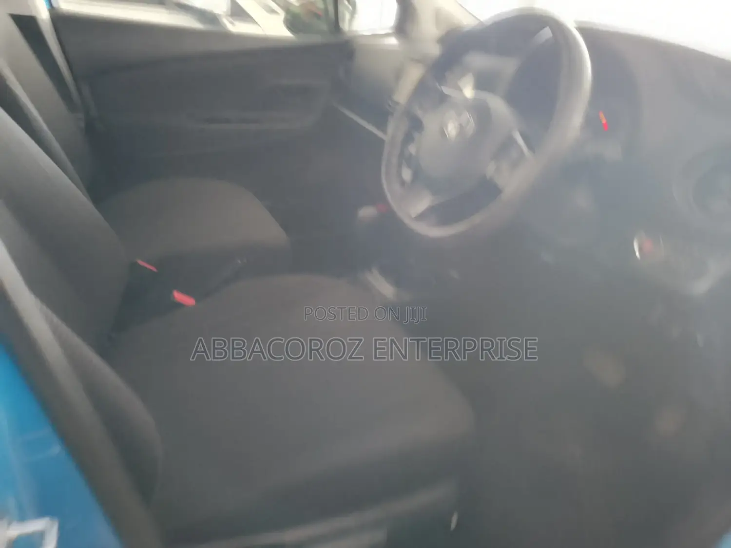 Toyota Vitz 2016 Blue