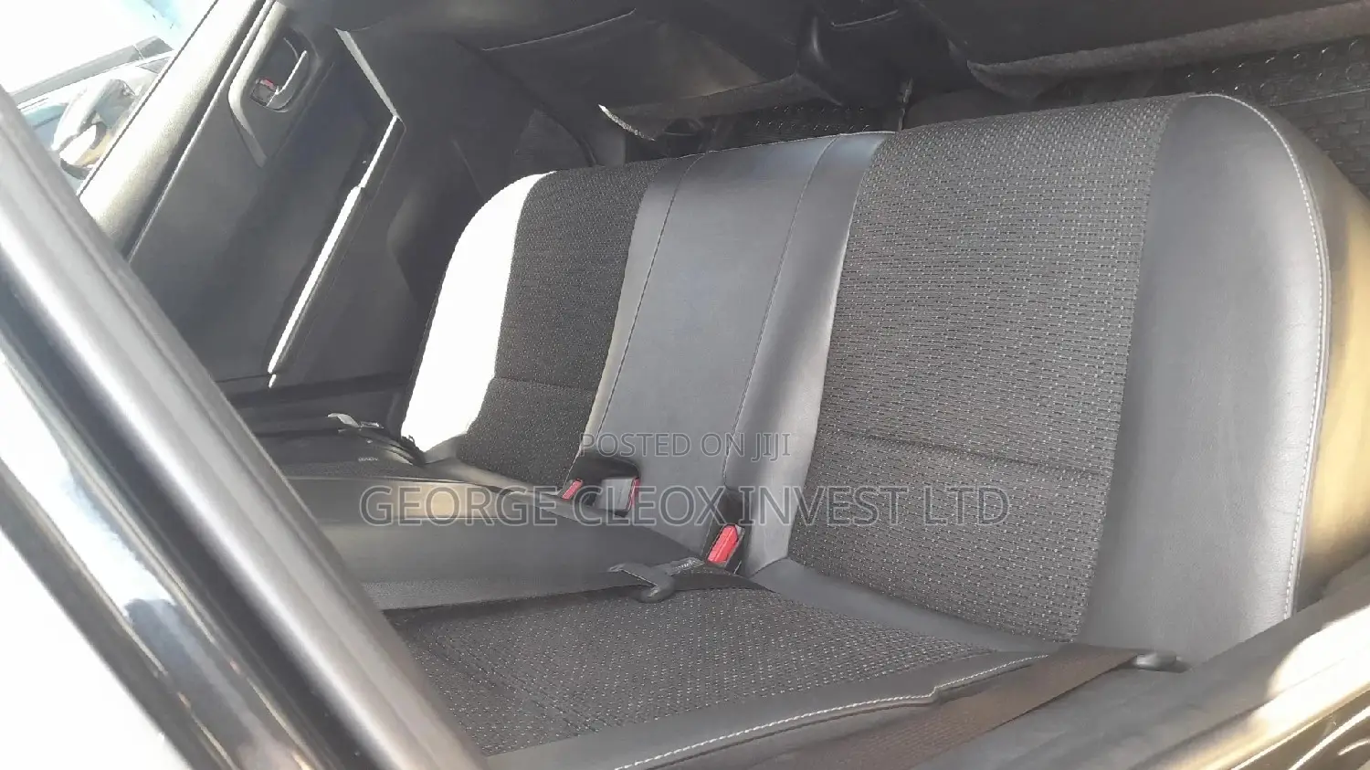 Toyota Auris 2015 Black