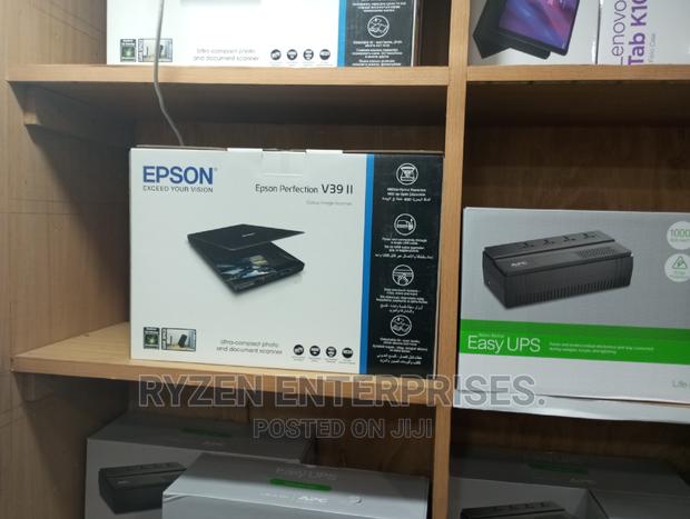 V39 II Epson Scanner// Epson V39 II Scanner Available - main view