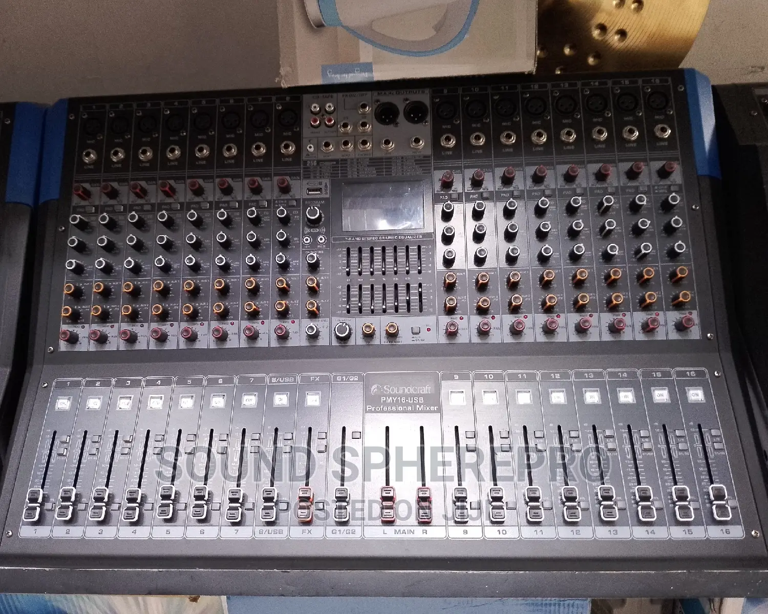 Soundcraft PMY-16 16 Channel Powered Mixer