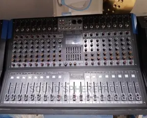 Soundcraft PMY-16 16 Channel Powered Mixer