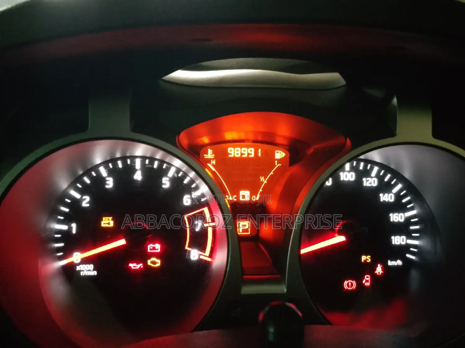 Nissan Juke 2016 Yellow