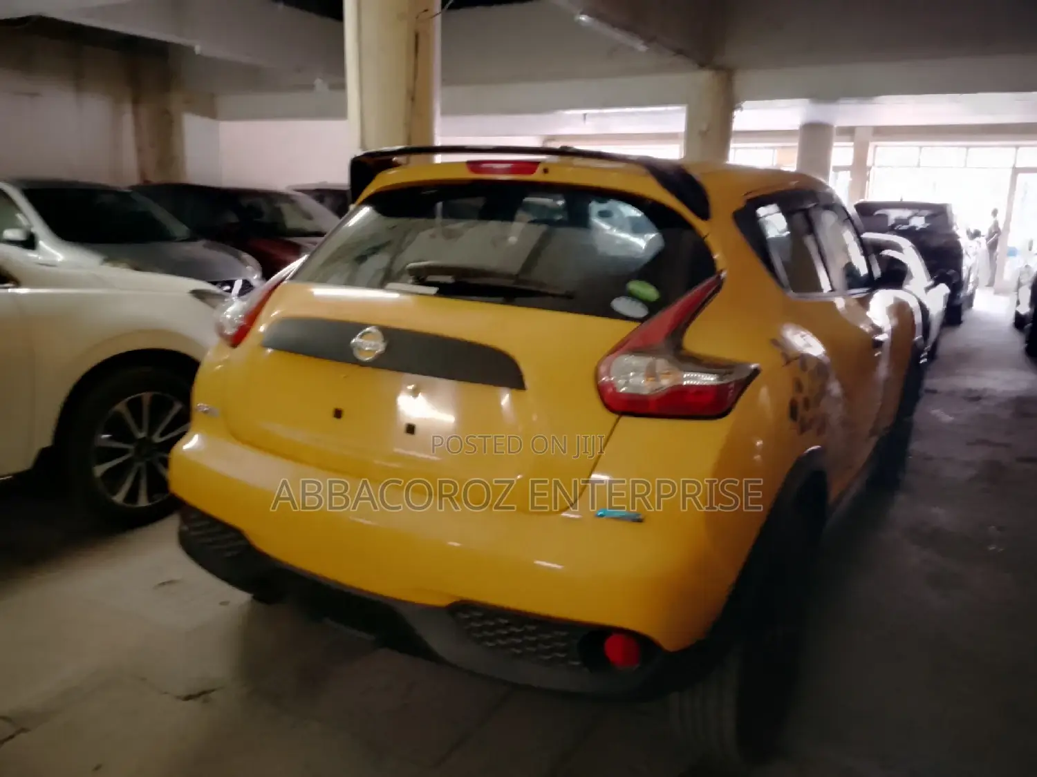 Nissan Juke 2016 Yellow