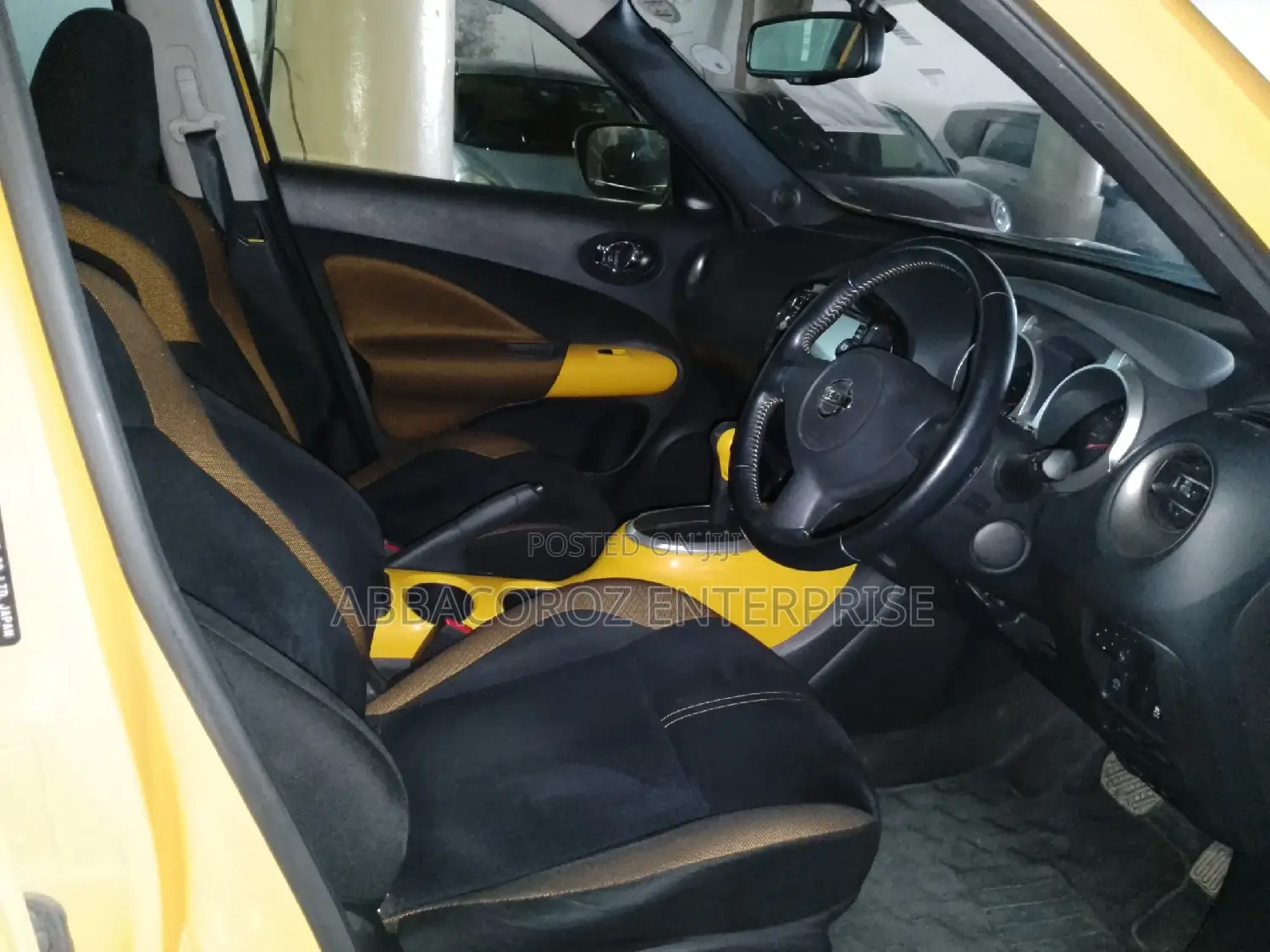 Nissan Juke 2016 Yellow