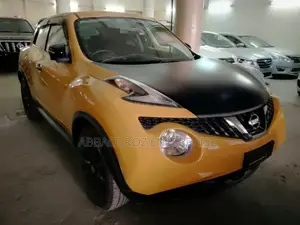 Nissan Juke 2016 Yellow