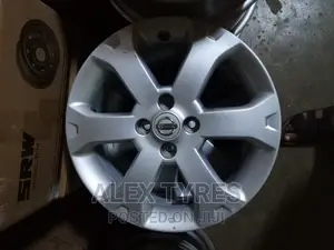 Size 16 Inches Nissan Original Alloy Rims