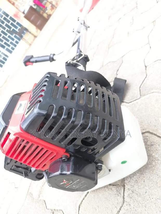 Gasoline Brush Cutter and Grass Trimmer-2stroke Engine - thumbnail 2