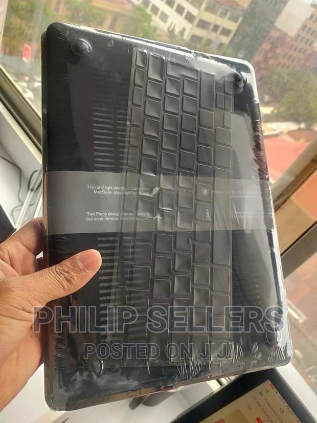 Light Design Ensures Your Macbook Stays Light on It's Feet - thumbnail 2