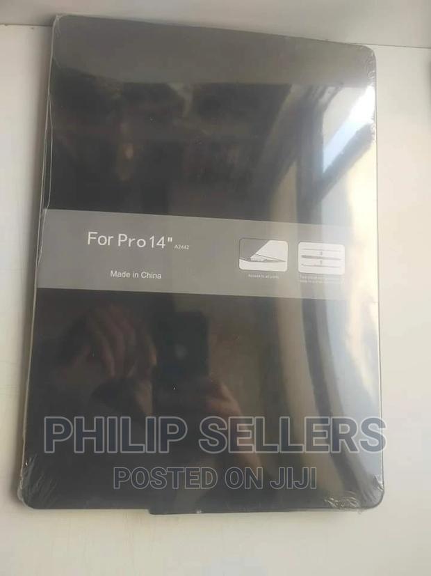 Light Design Ensures Your Macbook Stays Light on It's Feet - thumbnail 8