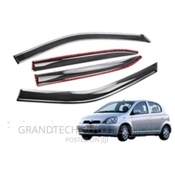 Toyota Vitz Windbreakers - main view