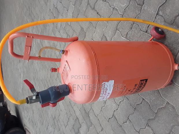 Oil Greasing Machine