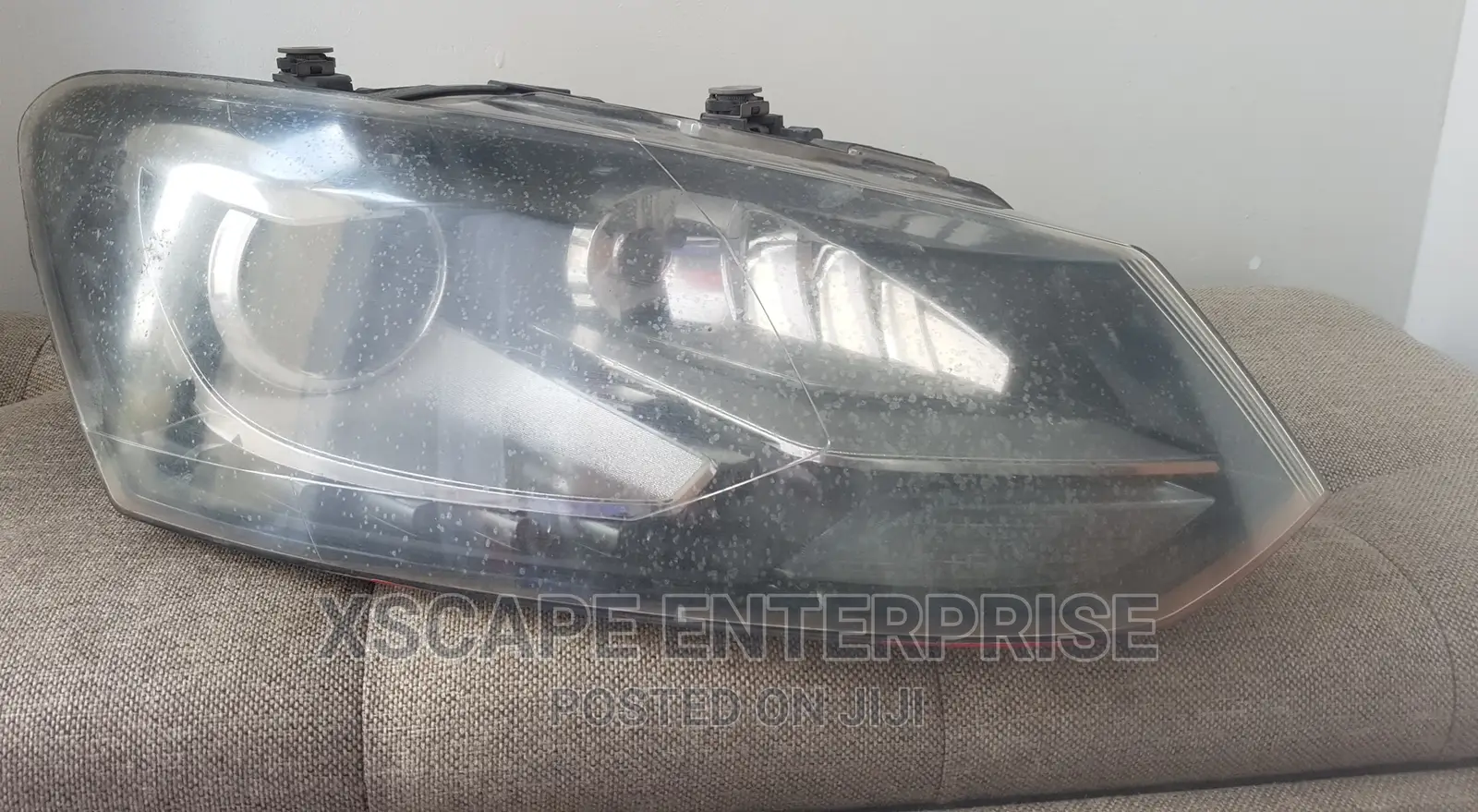 VW Polo 6R Xenon Headlight