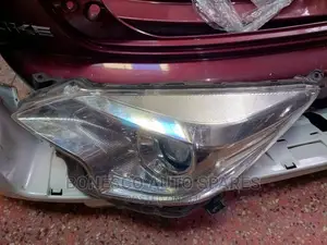Toyota Ractis (2014-2017 Model) Nonxenon Headlight Assembly