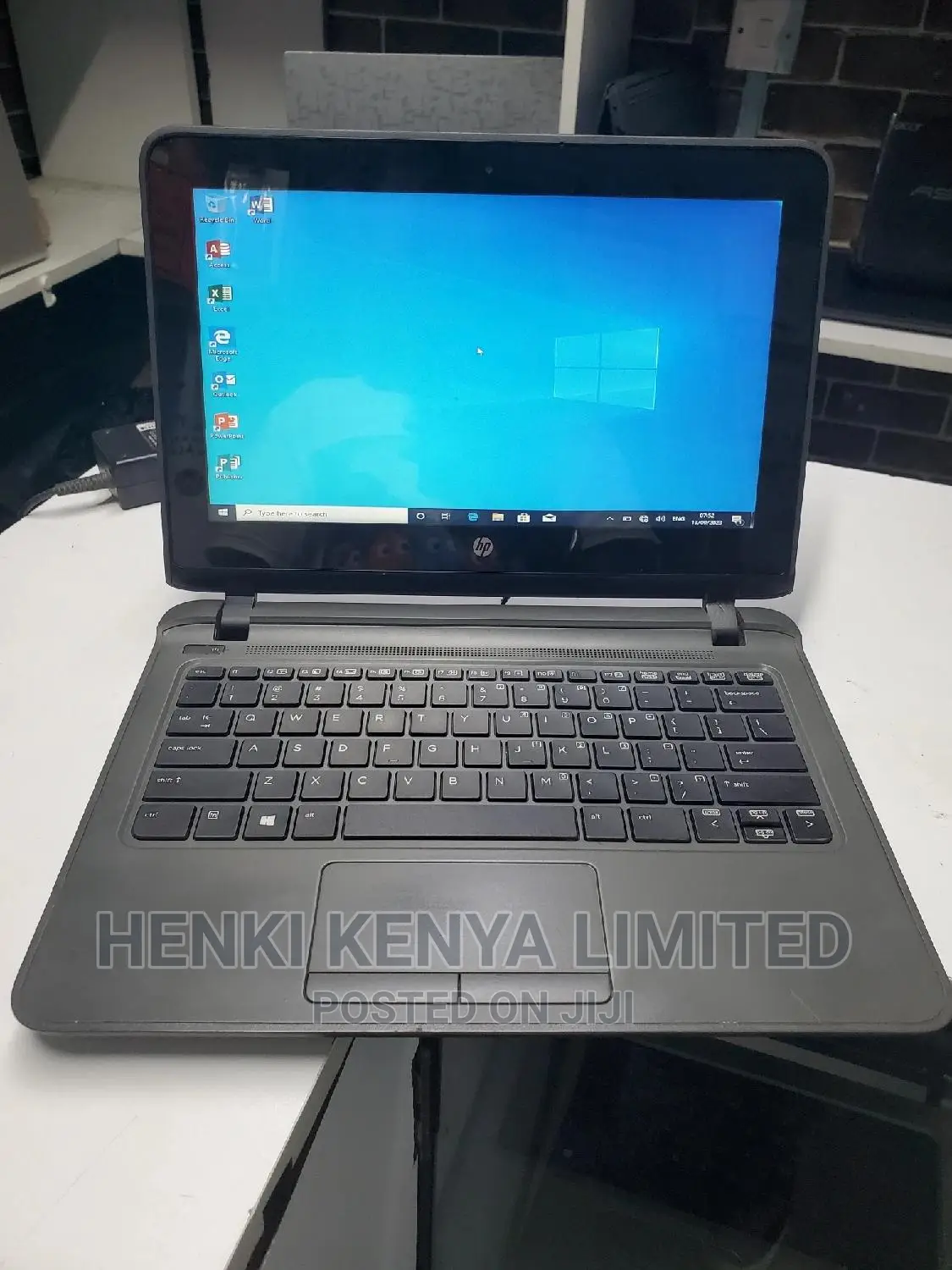 Laptop HP ProBook 11 G2 EE 4GB Intel Core I3 HDD 500GB