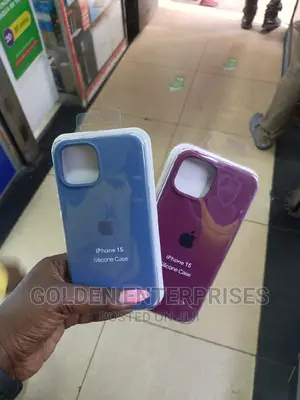 iPhone 15 Silicone Cover