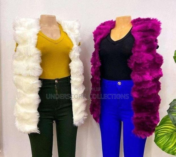 Ladies Warm High Quality Fleece Half Coats