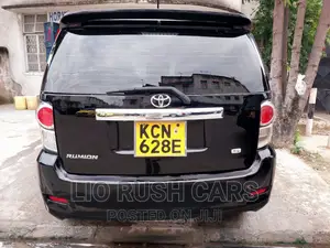 Toyota Corolla Rumion 2011 Black