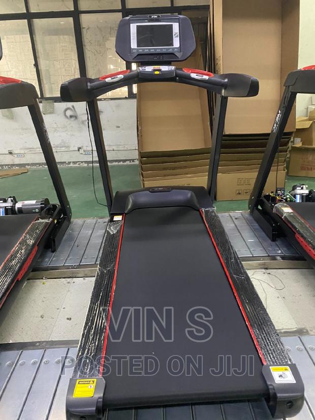 Treadmills%Merc V6 Treadmills|Treadmills/Treadmills