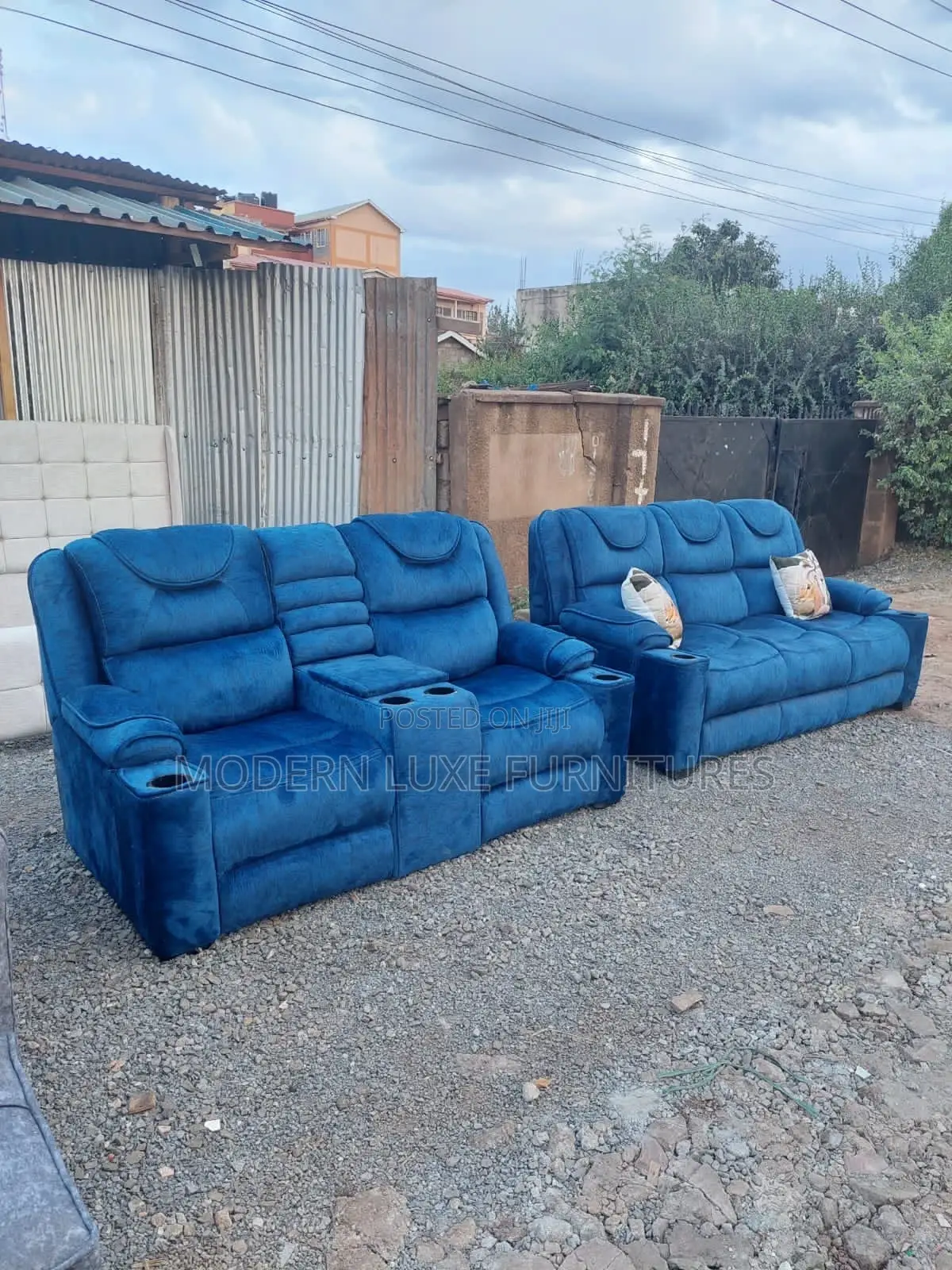Blue 5 Seater Reclinerlike Sofa