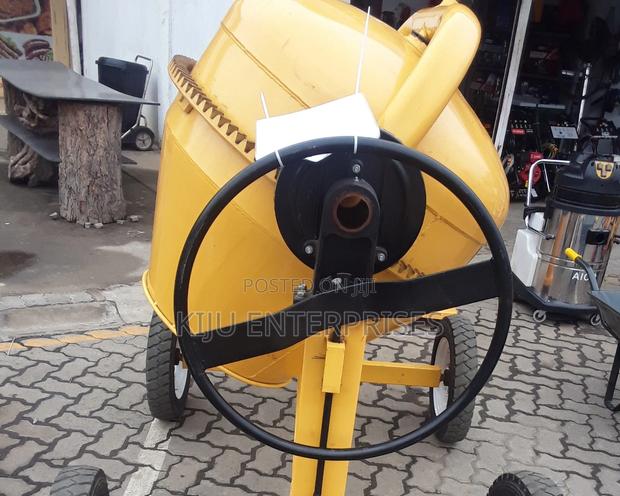 Mixer Concrete Available 400litres