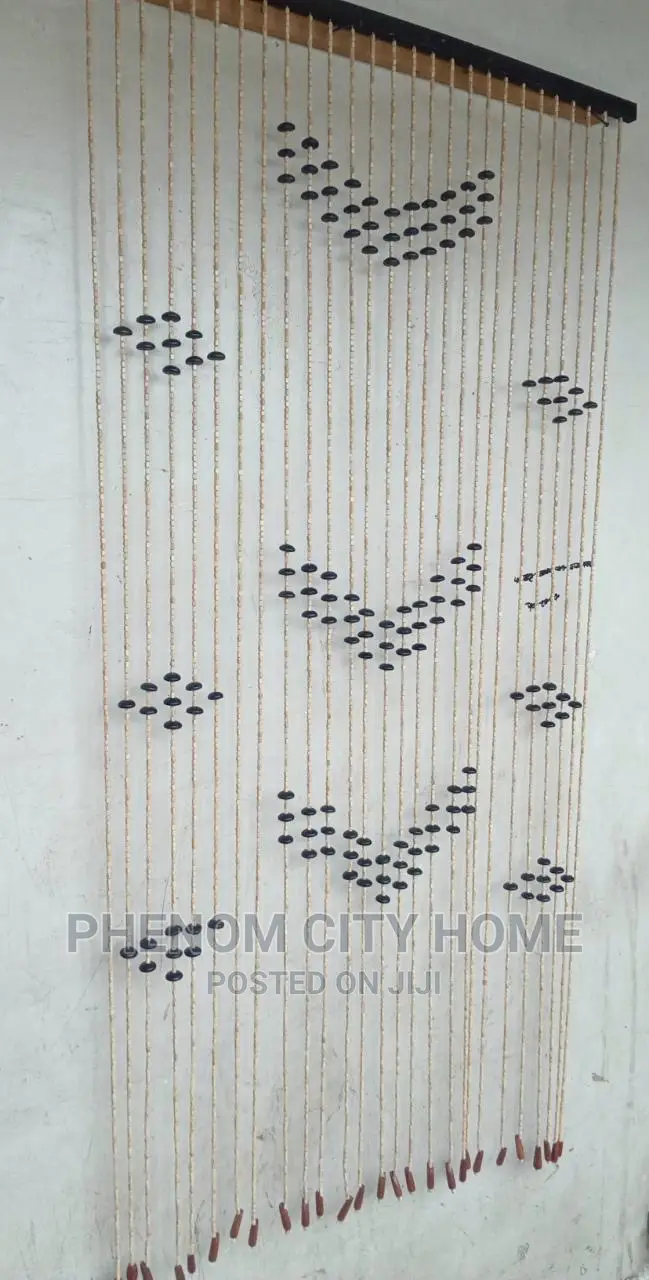 Salon Curtain With Wooden Beads