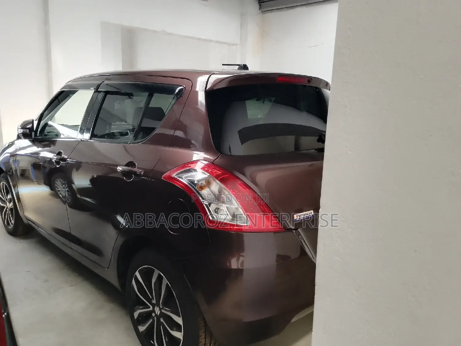 Suzuki Swift 2016 Brown
