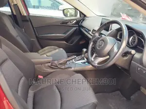 Mazda Axela 2015 Red