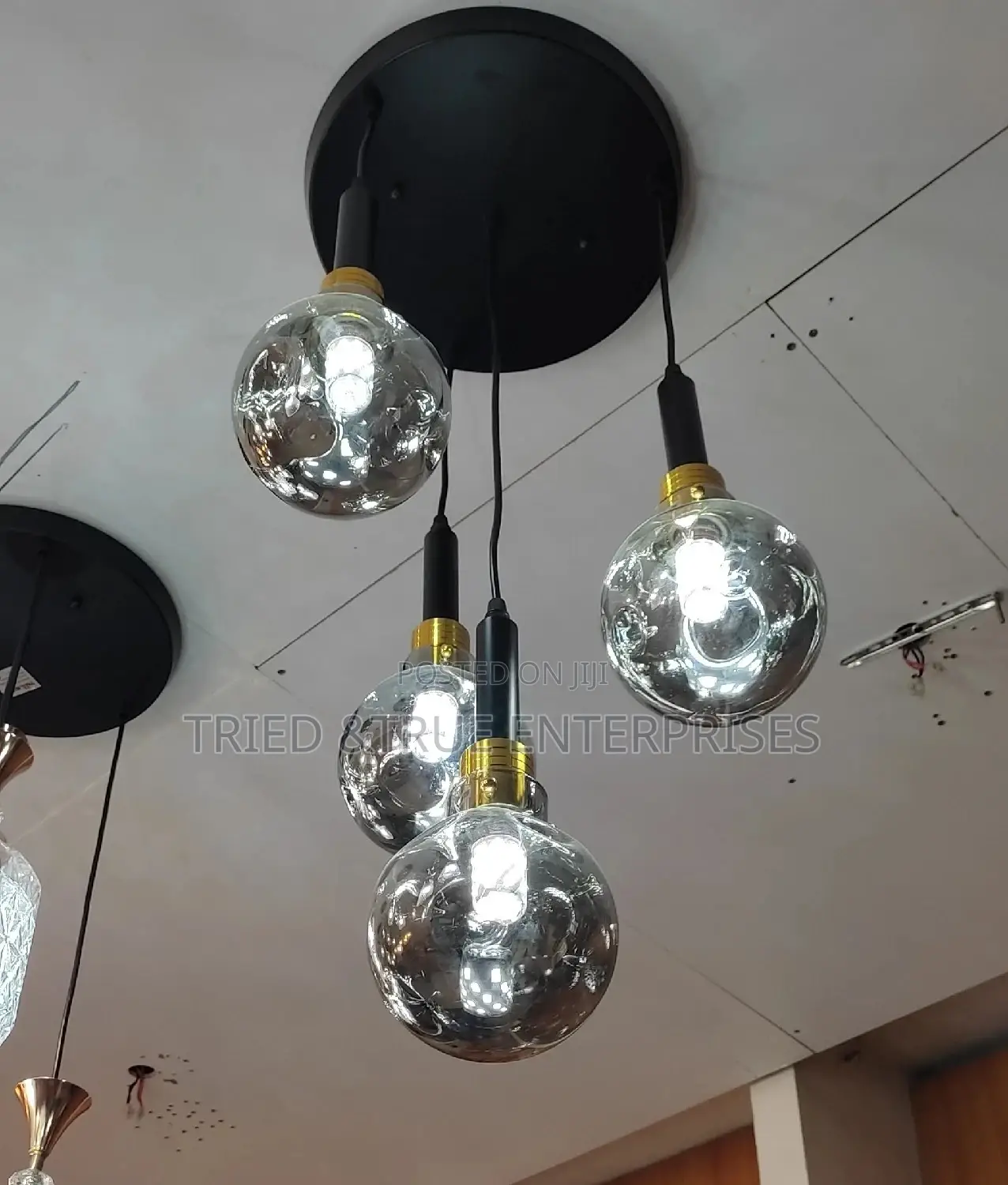 Chandaliers