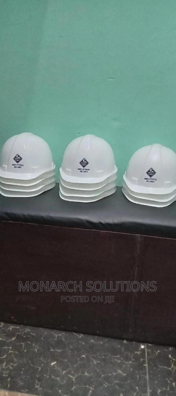 White Helmets For Industrial Use