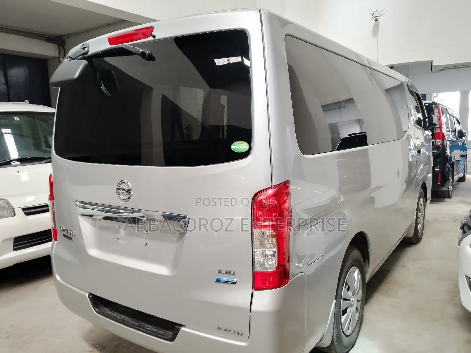 Nissan Caravan (Urvan) 2016 Silver