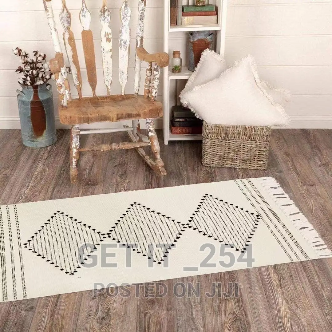 Beautiful Boho Wooven Mat* Can Be Used in the Kitchen