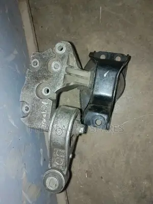 Engine Mounting Extrail NT32